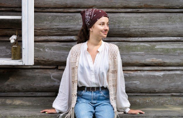 Bandana Outfit Ideas Inspired by Streetwear