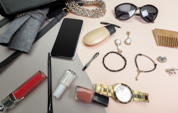 How to Mix Accessories Without Overstyling