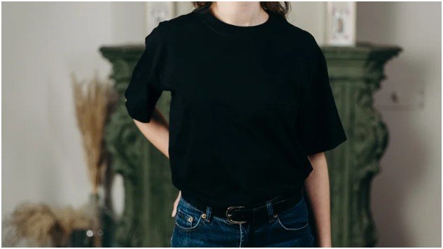 How to Style Oversized T Shirts With Jeans