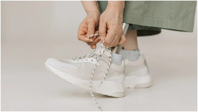 Casual Chic Sneaker Outfits That Never Fail