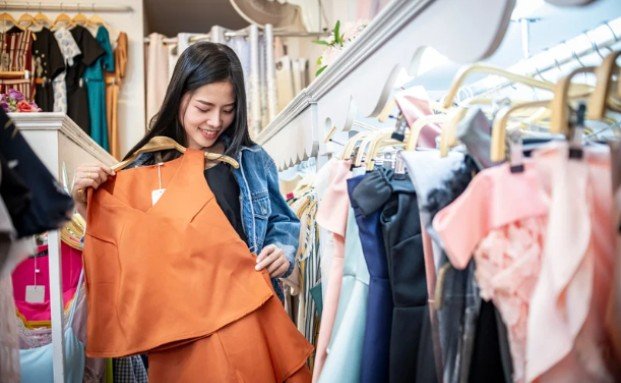 Where to Shop for Vintage Fashion